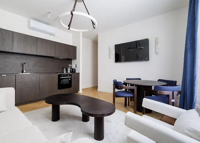 Splendid With Ac In Champs élysées For 4pax Appartement *