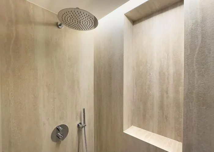 Appartement Splendid With Ac In Champs élysées For 4pax Paris